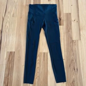 Lululemon Fast and Free Leggings, Size 4 in Dark Gray